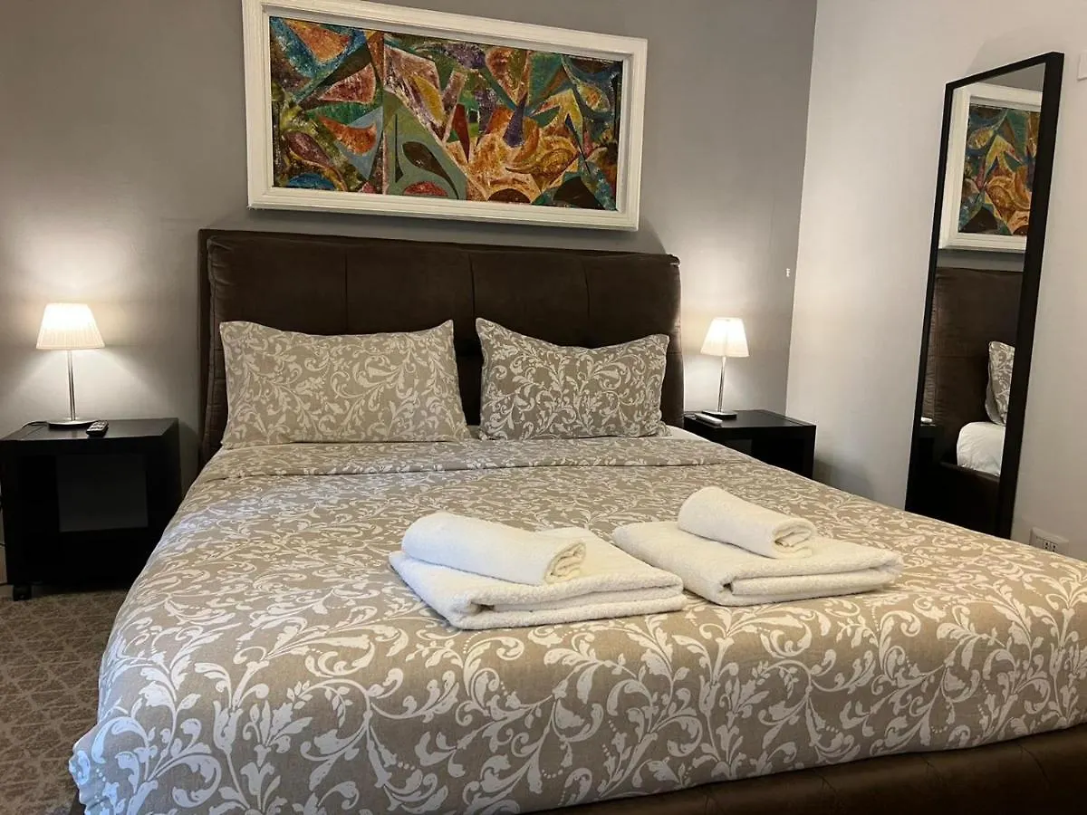Appia Avenue 639 Guest House Rome