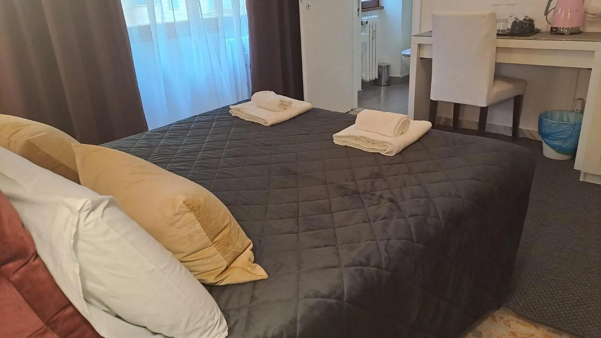 Appia Avenue 639 Guest House Rome