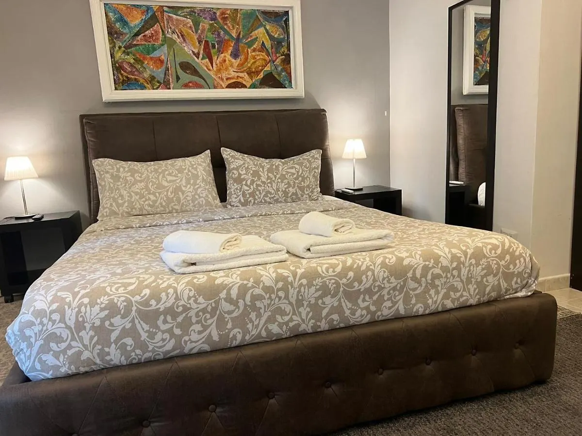 Appia Avenue 639 Guest House Rome
