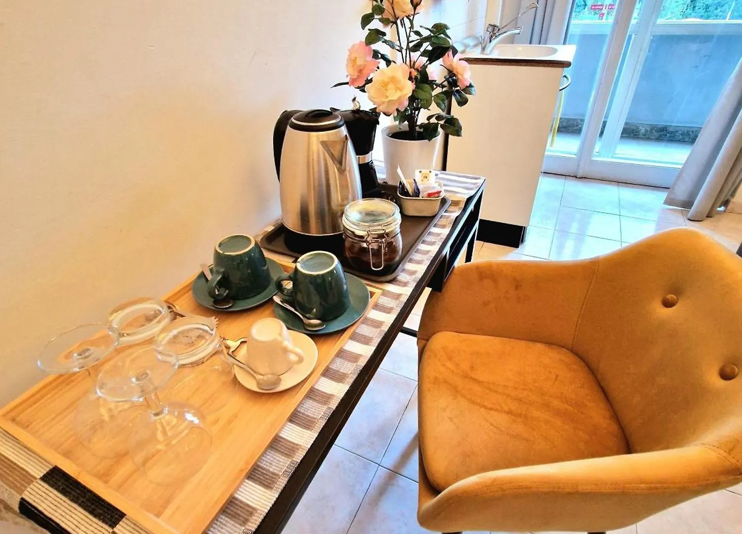 Appia Avenue 639 Guest House Rome 2*,  Italy