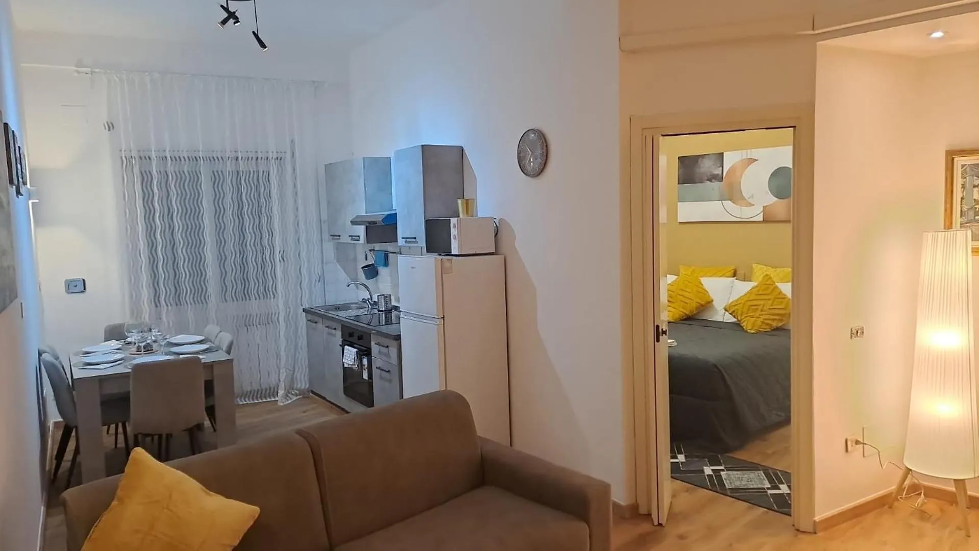 **  Appia Avenue 639 Guest House Rome Italy